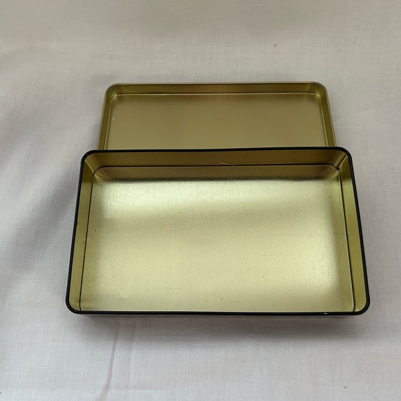 Collectable Rogers Tin - Picture 5 of 6